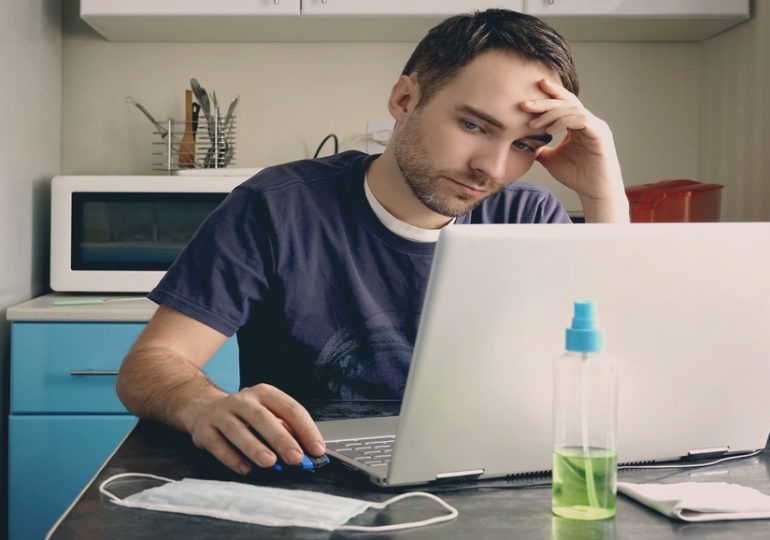 La lassitude, l’expression de la répétition.