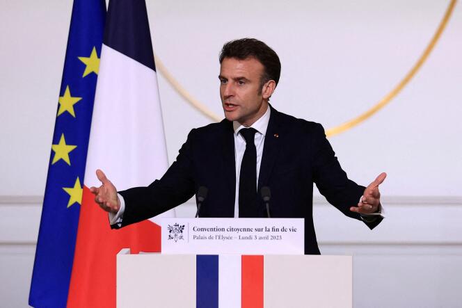 "Ce n'est pas le RN qui écrit la Constitution, ni l'esprit de celle-ci. Les institutions sont claires, la place du président, quel que soit le résultat l'est aussi. C'est un intangible pour moi", a déclaré le président de la République réagissant aux rumeurs sur une éventuelle démission.