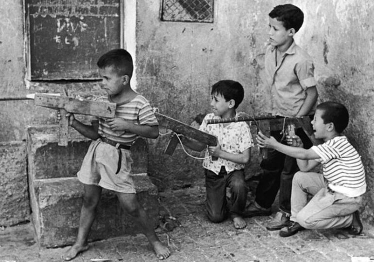 Les enfants de la guerre d’Algérie, un récit bouleversant au service de la paix
