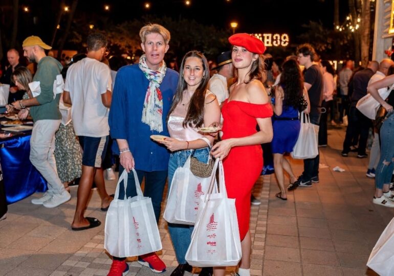 Le public gourmand du concours Best Baguette et Best Croissant / @credit photo Loic Ercolessi