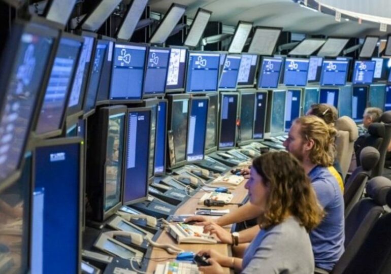 4-Flight : chaos dans les aéroports parisiens du 09 janvier au 14 février