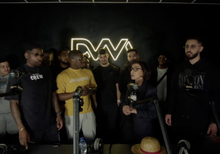 "Rachida Dati doit s'expliquer sur sa présence hilare hier au « DVM show », émission qui fait la promotion permanente du deal, repaire d'un rappeur antisémite sous le coup d'une enquête pour apologie du terrorisme après avoir, il y a quelques jours, glorifiés l'attentat de Nice." - Jordan Bardella, président du RN, suite à l'intervention de la ministre de la Culture dans cette web-emission.