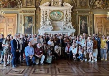 La présidente et le secrétaire général de l’association Français du Monde démissionnent : crise interne ou simple transition démocratique ?
