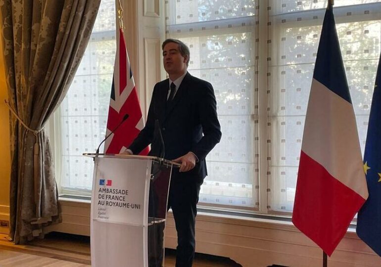 Olivier Becht à Londres pour soutenir les V.I.E