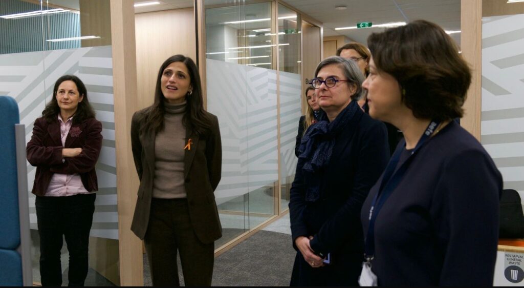 Visite de Mme la ministre Eléonore Caroit au siège de l'AEFE