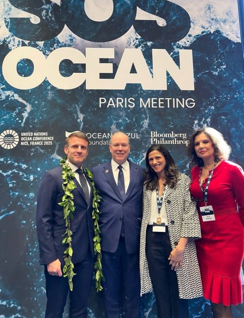 Éléonore Caroit, députée des Français dAmérique Latine et Caraïbes avec Emmanuel Macron, Président de la République lors de SOS Ocean