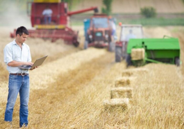 Fin des aides PAC après 67 ans : une mesure « discriminatoire » pour certains agriculteurs