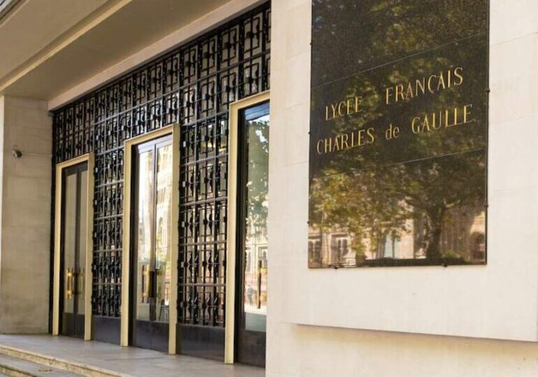 Grève au Lycée Français Charles de Gaulle