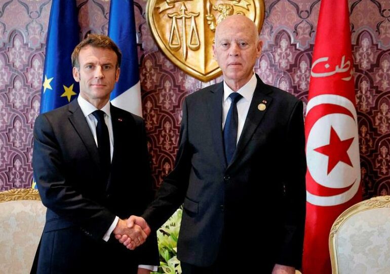 Tunisie : la coopération française, pilier de la société civile