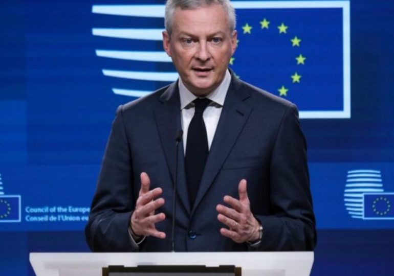 Bruno Le Maire fustige la « course aux subventions »